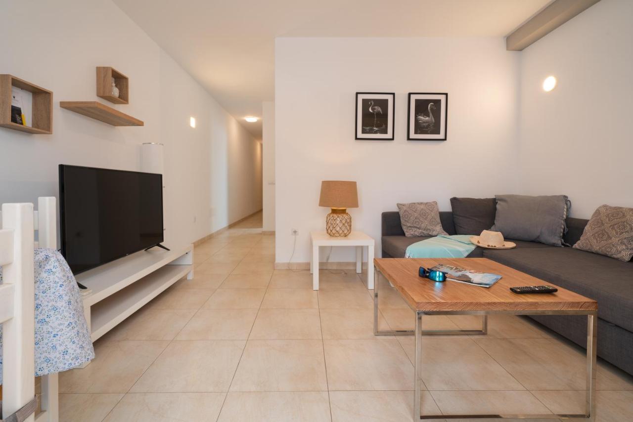 Sabbia Suites Ginesa Arrecife  Buitenkant foto